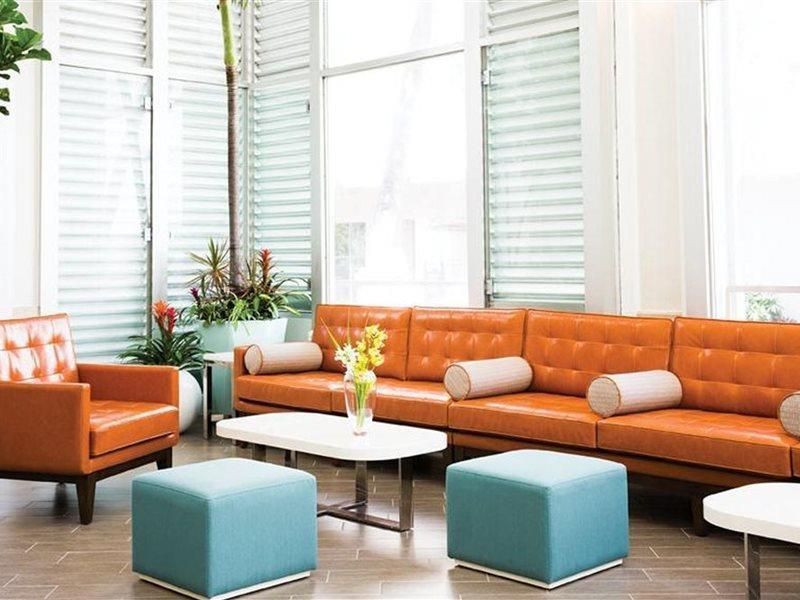 Shoreline Hotel Waikiki Хонолулу Екстериор снимка