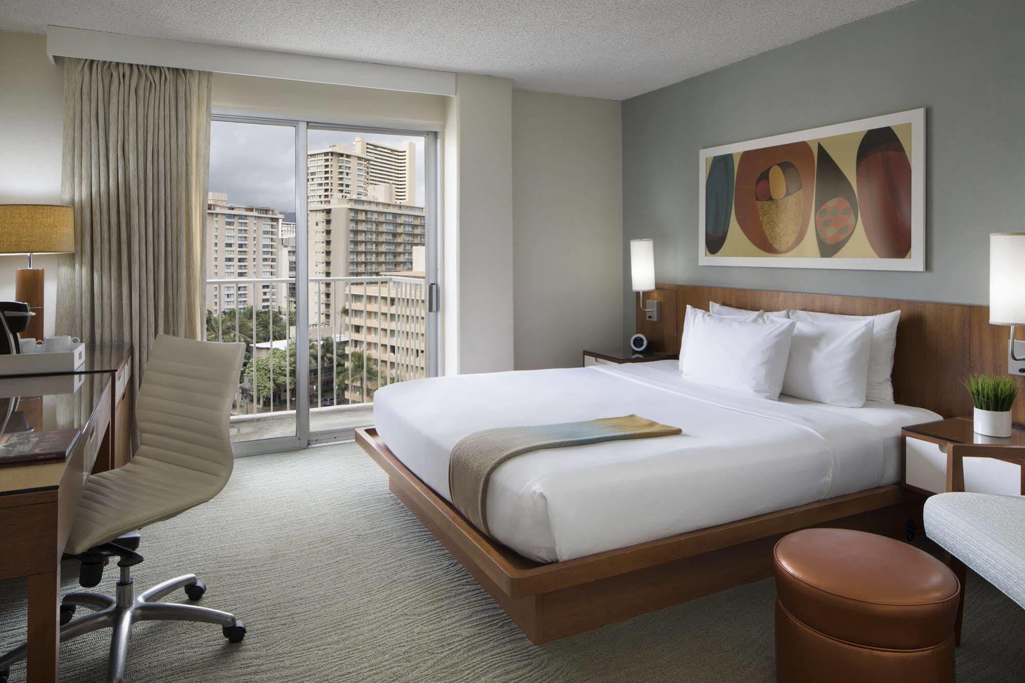 Shoreline Hotel Waikiki Хонолулу Екстериор снимка