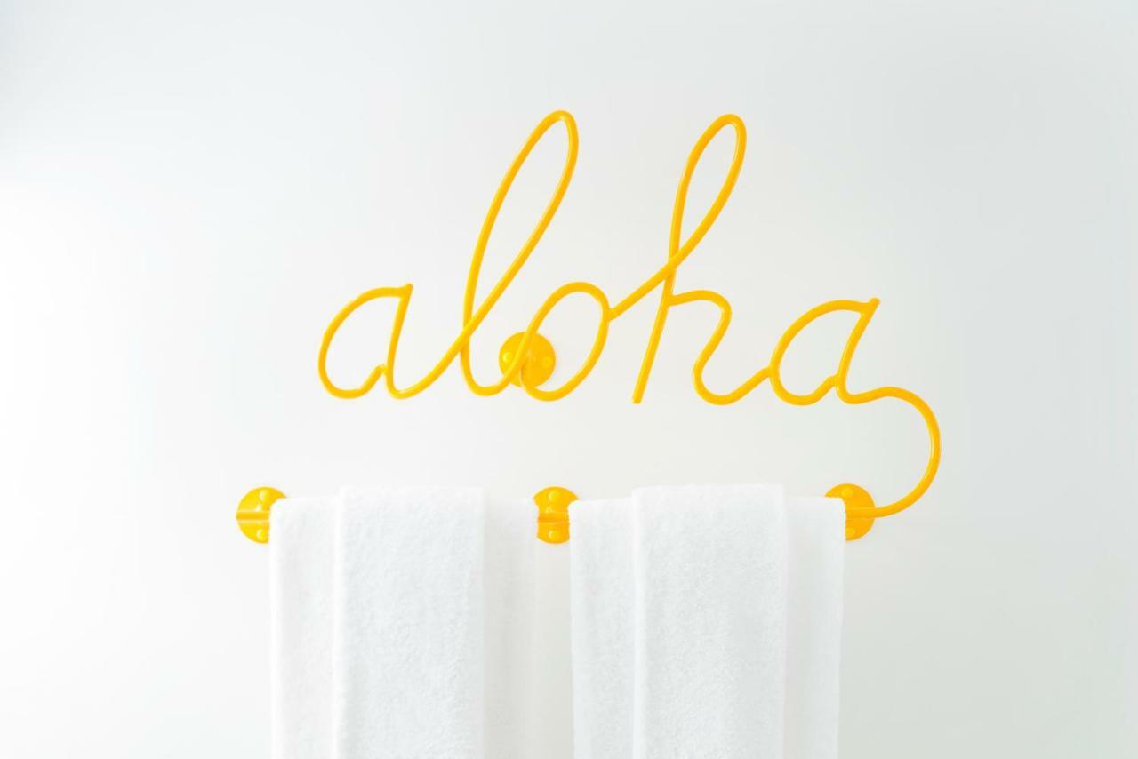 Shoreline Hotel Waikiki Хонолулу Екстериор снимка
